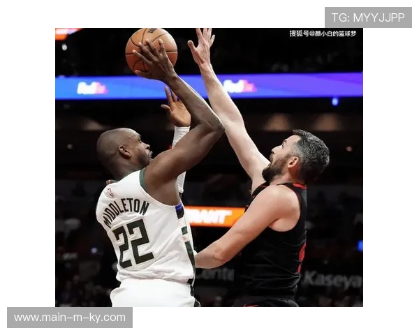 雄鹿残阵依赖双枪模式 利拉德米德尔顿承担进攻重任